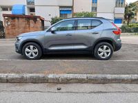 Usata Volvo XC40 150 CV (110 kW) 2019 Grigio SUV