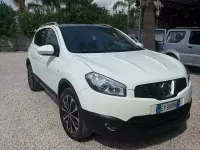 Usata Nissan Qashqai Tekna 131 CV (96 kW) 2012 Bianco SUV