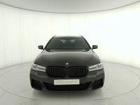 Usata BMW 520 Comfort Edition 190 CV (139 kW) 2024 Grigio Station wagon