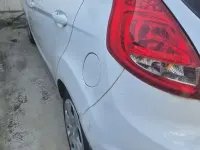 Usata Ford Fiesta 60 CV (44 kW) 2012 Berlina