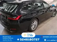 Usata BMW 318 149 CV (109 kW) 2023 Nero Station wagon