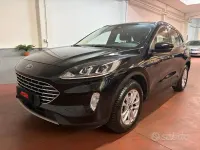 Usata Ford Kuga Titanium 120 CV (88 kW) 2022 Nero SUV