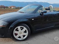 Usata Audi TT Roadster 179 CV (131 kW) 2001 Nero Cabrio