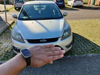 Begagnad Ford Focus 90 HK (66 kW) 2010 Silver Sedan