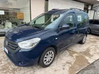 Usata Dacia Dokker Lauréate 102 CV (75 kW) 2017 Bluazzurro Monovolume