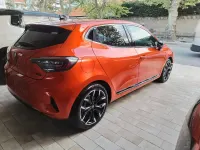 Usata Renault Clio V Techno 93 CV (68 kW) 2024 Arancione Berlina