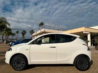 Usata Lancia Ypsilon Gold 69 CV (50 kW) 2022 Bianco Utilitaria