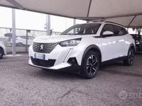 Begagnad Peugeot e-2008 Allure 100 kW (136 HK) 2021 Vit SUV