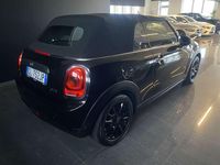 Usata Mini One Cabriolet Hype 102 CV (75 kW) 2019 Nero Cabrio