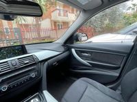Usata BMW 318 150 CV (110 kW) 2016 Nero Station wagon