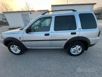Usata Land Rover Freelander 111 CV (81 kW) 2004 Grigio SUV