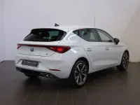 Usata Seat Leon FR 204 CV (150 kW) 2024 Bianco nevada Berlina