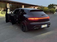 Usata Porsche Macan 275 CV (202 kW) 2022 Nero SUV