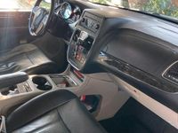 Usata Lancia Voyager 163 CV (119 kW) 2012 Grigio Monovolume