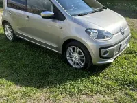 Usata VW up! Highline 68 CV (50 kW) 2015 Grigio Utilitaria