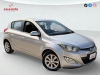 Usata Hyundai i20 Edition 75 CV (55 kW) 2014 Gray Utilitaria