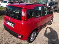 Usata Fiat Panda Lounge 69 CV (50 kW) 2016 Rosso Utilitaria