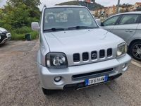 Usata Suzuki Jimny 81 CV (59 kW) 2003 Grigio SUV