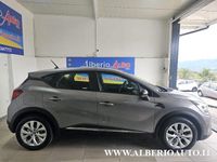 Usata Renault Captur Business 95 CV (69 kW) 2021 Argento SUV