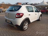 Usata Dacia Sandero Prestige 90 CV (66 kW) 2015 Bianco Utilitaria