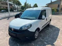 Usata Fiat Doblò S 90 CV (66 kW) 2021 Bianco Monovolume