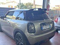 Usata Mini ONE 75 CV (55 kW) 2017 Utilitaria