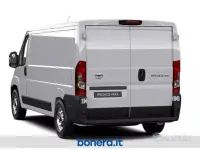 Nuova Toyota Proace 120 CV (88 kW) 2026 White solid Monovolume