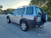 Usata Land Rover Freelander 111 CV (81 kW) 2001 Grigio SUV