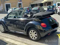 Usata VW New Beetle 101 CV (74 kW) 2003 Nero Utilitaria