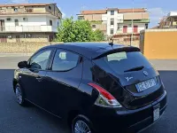 Usata Lancia Ypsilon Gold 69 CV (50 kW) 2021 Nero Utilitaria