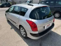 Usata Peugeot 308 SW Access 92 CV (67 kW) 2012 Argento Station wagon