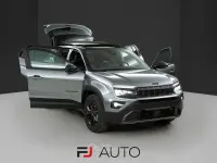 Nuova Jeep Avenger 145 CV (106 kW) 2025 Granite / tetto volcano SUV