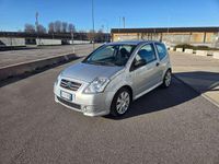 Usata Citroën C2 122 CV (89 kW) 2005 Argento Utilitaria
