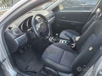 Begagnad Mazda 3 105 HK (77 kW) 2006 Grå Sedan
