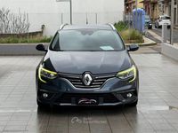Usata Renault Mégane IV 110 CV (80 kW) 2017 Blu Berlina