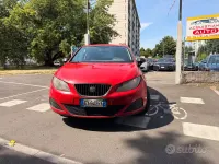 Usata Seat Ibiza 60 CV (44 kW) 2011 Rosso Coupé