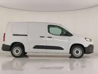 Nuova Fiat Doblò 102 CV (75 kW) 2025 Bianco gelato pastello Monovolume