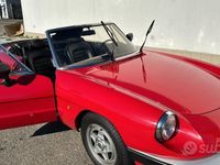 Usata Alfa Romeo Spider 101 CV (74 kW) 1987 Rosso Cabrio