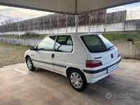 Usata Peugeot 106 50 CV (36 kW) 1998 Bianco Utilitaria