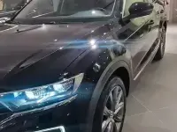Usata VW T-Roc Advance 150 CV (110 kW) 2019 Nero SUV
