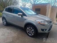 Usata Ford Kuga 136 CV (100 kW) 2009 Grigio SUV