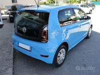 Usata VW up! Move 75 CV (55 kW) 2018 Blu Utilitaria