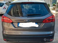 Usata Ford Focus 120 CV (88 kW) 2015 Grigio Station wagon