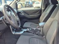 Usata Nissan Navara 190 CV (139 kW) 2011 Grigio Pick-up