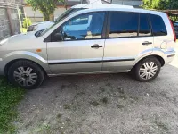 Usata Ford Fusion 101 CV (74 kW) 2003 Grigio Utilitaria