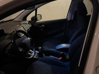 Usata Peugeot 208 82 CV (60 kW) 2018 Bianco Utilitaria