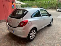 Usata Opel Corsa 75 CV (55 kW) 2009 Grigio Utilitaria