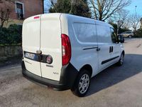 Usata Fiat Doblò 120 CV (88 kW) 2018 Bianco Monovolume