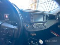 Usata Toyota RAV4 2017 Bianco SUV