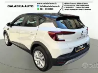 Usata Renault Captur Equilibre 101 CV (74 kW) 2023 Bianco SUV